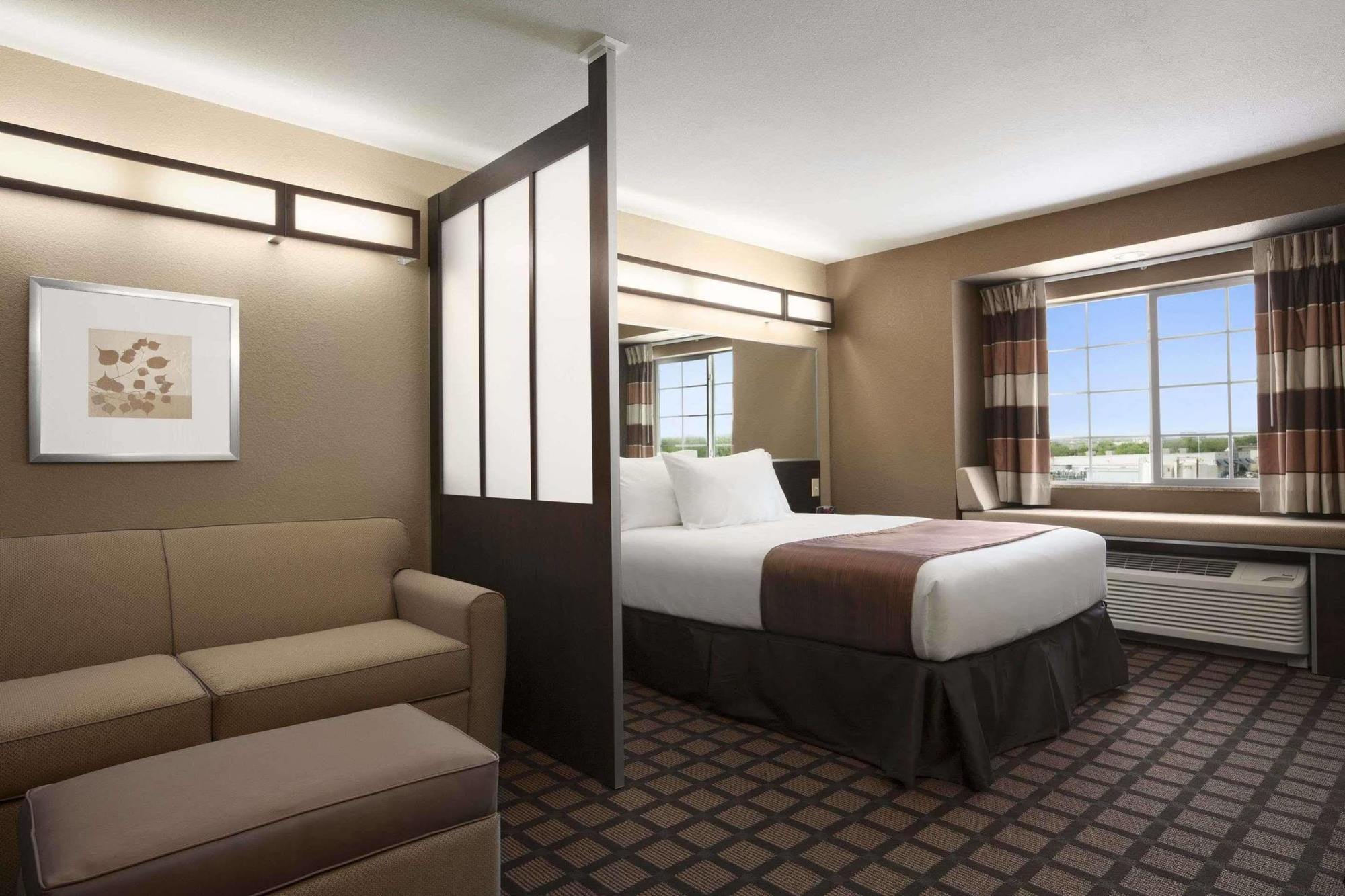 Microtel Inn & Suites Kenedy Εξωτερικό φωτογραφία